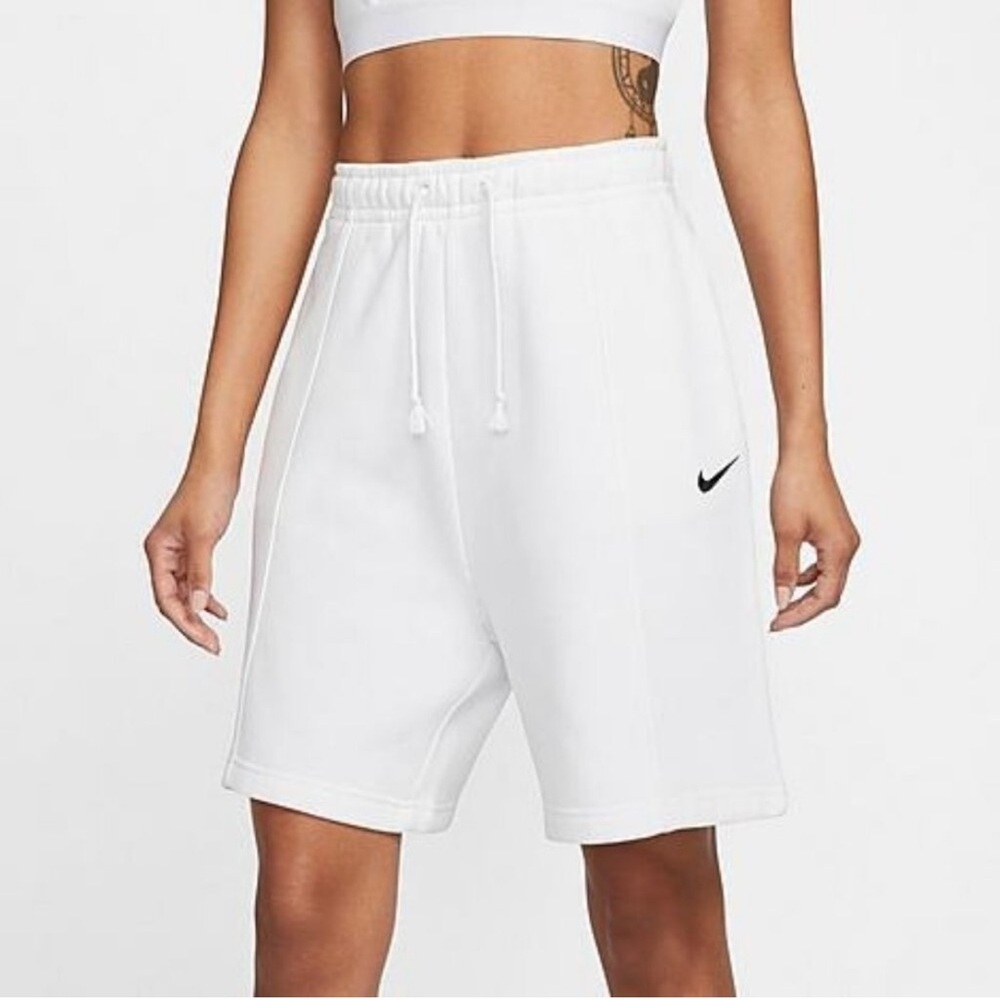 Nike Sportswear Essential Fleece Shorts White Athletic Active Short Size XS NWOT